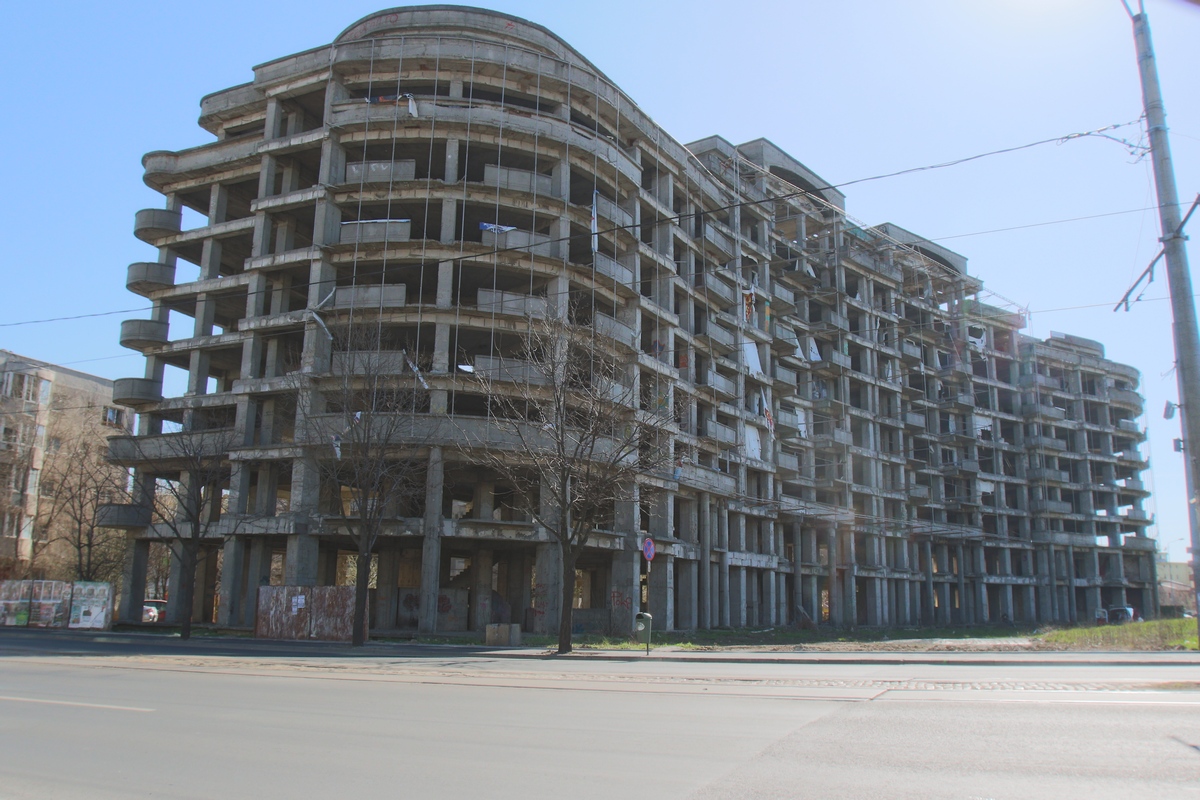 Cladirea din Aviatiei a fost construita de pe vremea lui Ceausescu