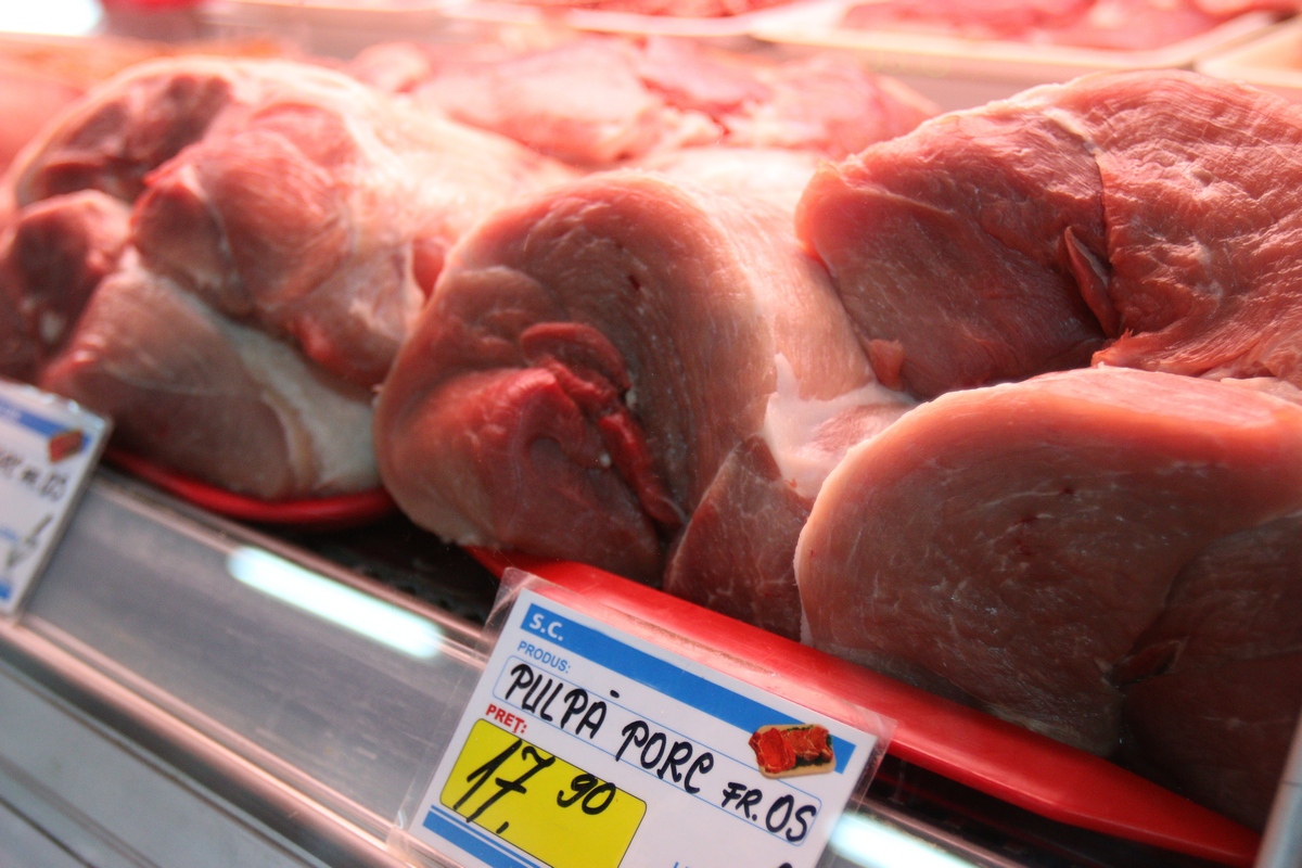 Pulpa de porc in Piata Porgresul costa 17,90 lei