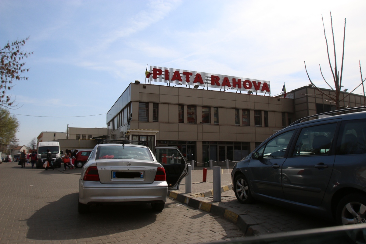 Piata Rahova este cunoscuta ca una dintre cele mai ieftine din Capitala