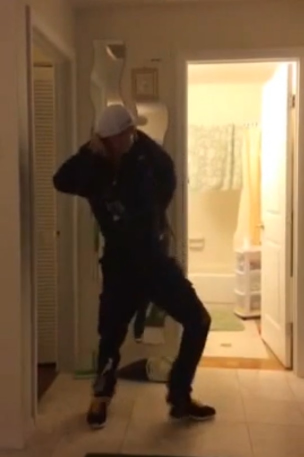 Dady se misca destul de bine la varsta sa