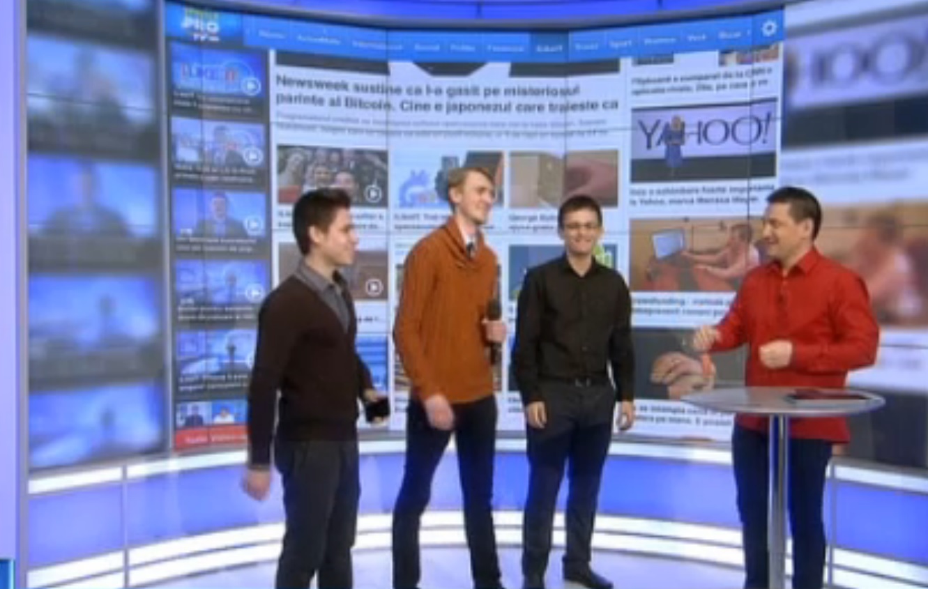 Ideea i-a venit lui Laurentiu (primul din stanga) in metrou