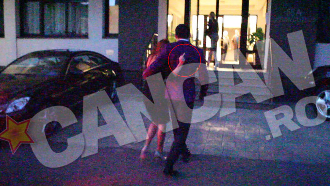 Andrada a aratat paparazzilor CANCAN.ro degetul mijlociu