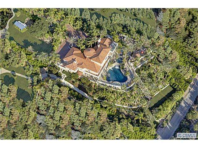 Milionarul roman cere aproape sapte milioane de euro pe imobilul sau