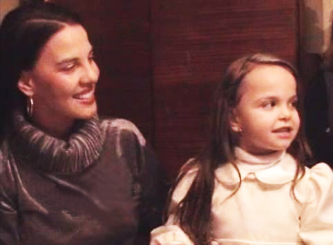 Sabrina a mostenit de la mama ei frumusetea