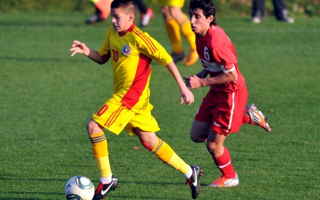 Ianis este urmarit de patru echipe de top din Europa