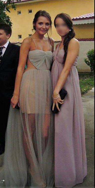 Alexandra, la banchetul de la finalul clasei a XII-a