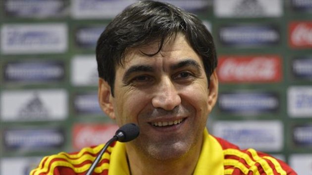 Victor Piturca antreneaza nationala din 2011