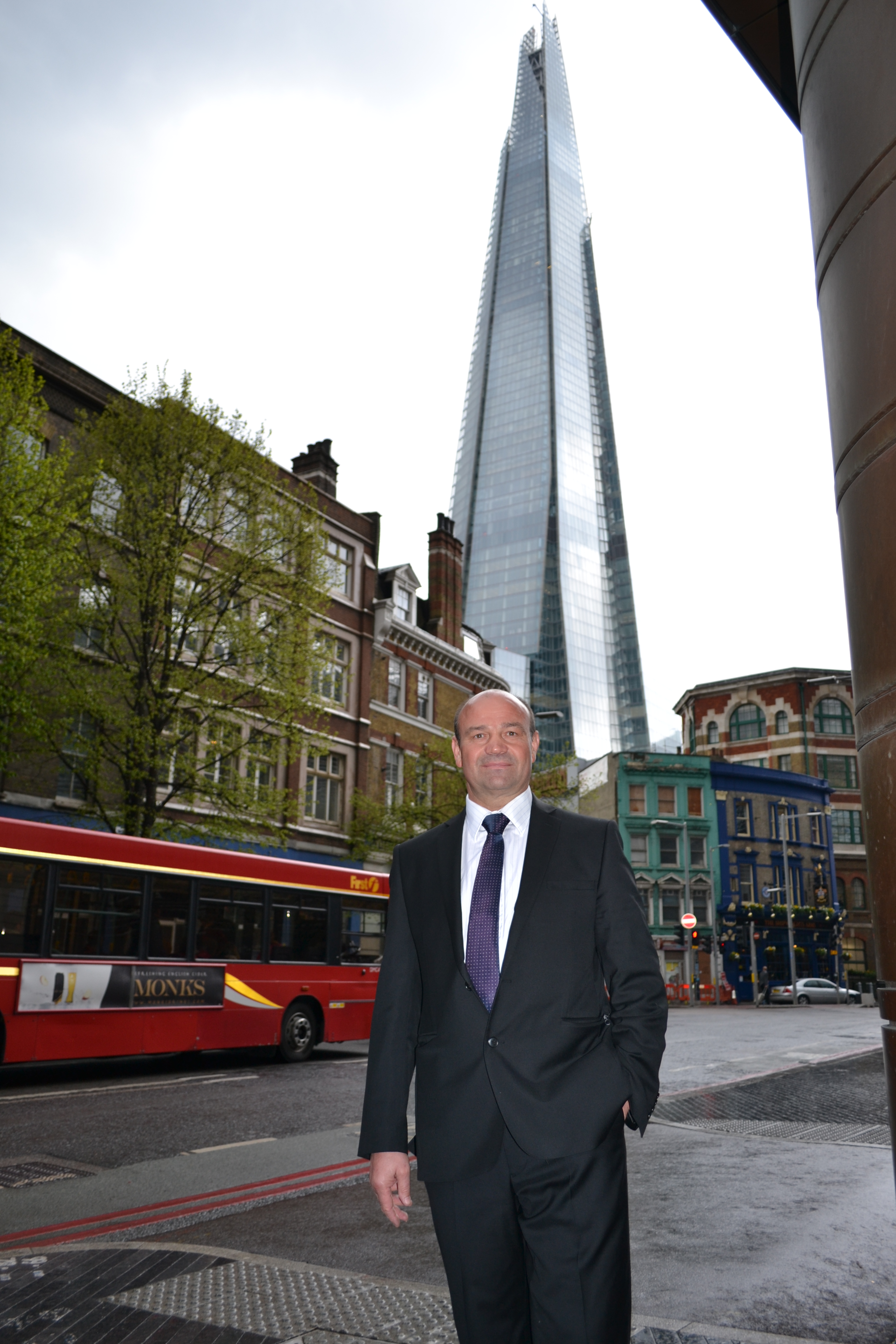 Afaceristul ne-a spus ca a absolvit doar liceul si ca nu are studii superioare