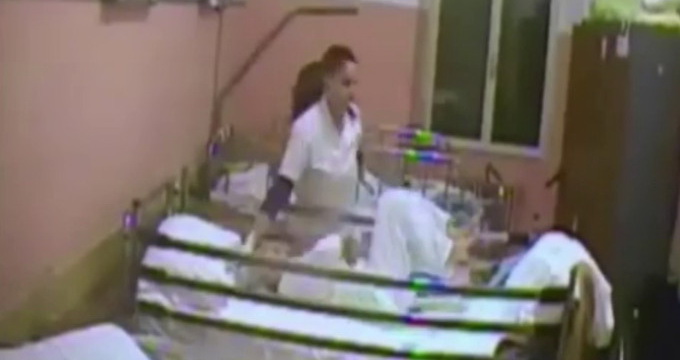 Anchetatorii italieni au montat camere de supraveghere in azil