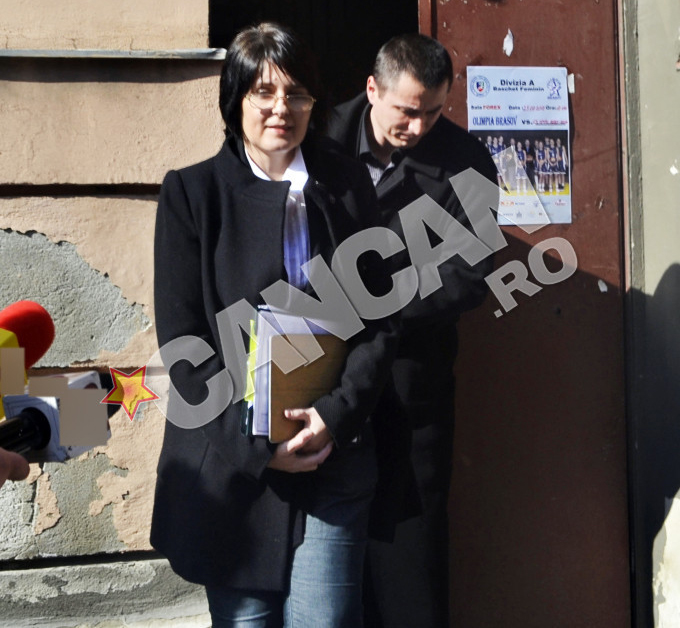 Maria Vasii, alaturi de clientul ei - Cristian Cioaca