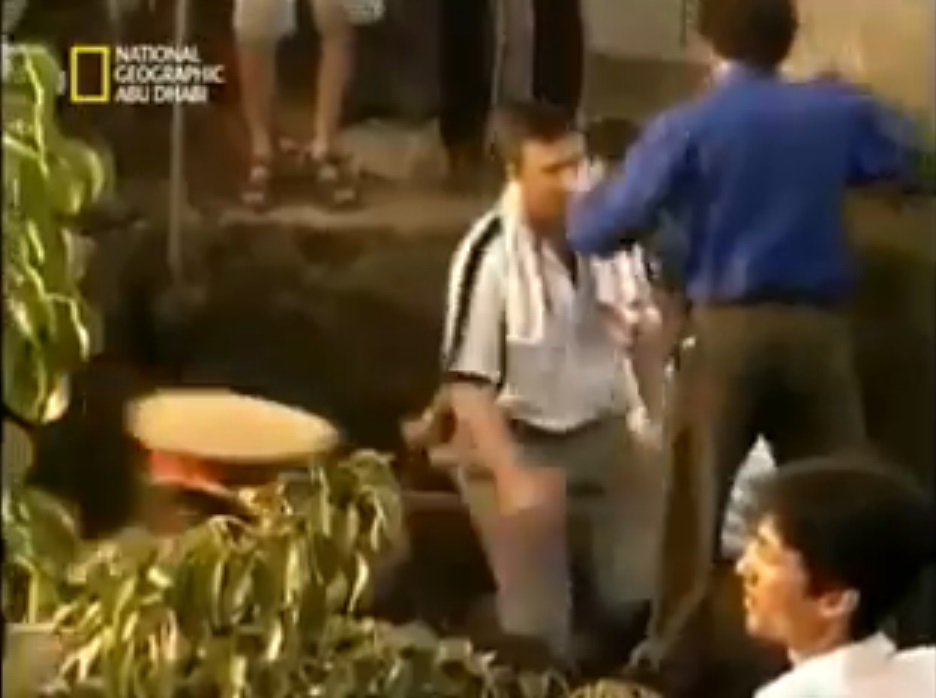 Primarul orasului Voluntari, Florin Pandele, a fost in permanenta langa put, iar cand a fost nevoie a dat o mana de ajutor