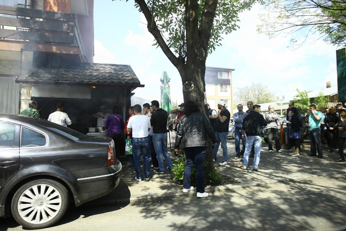 Coada se marea de la un minut la altul