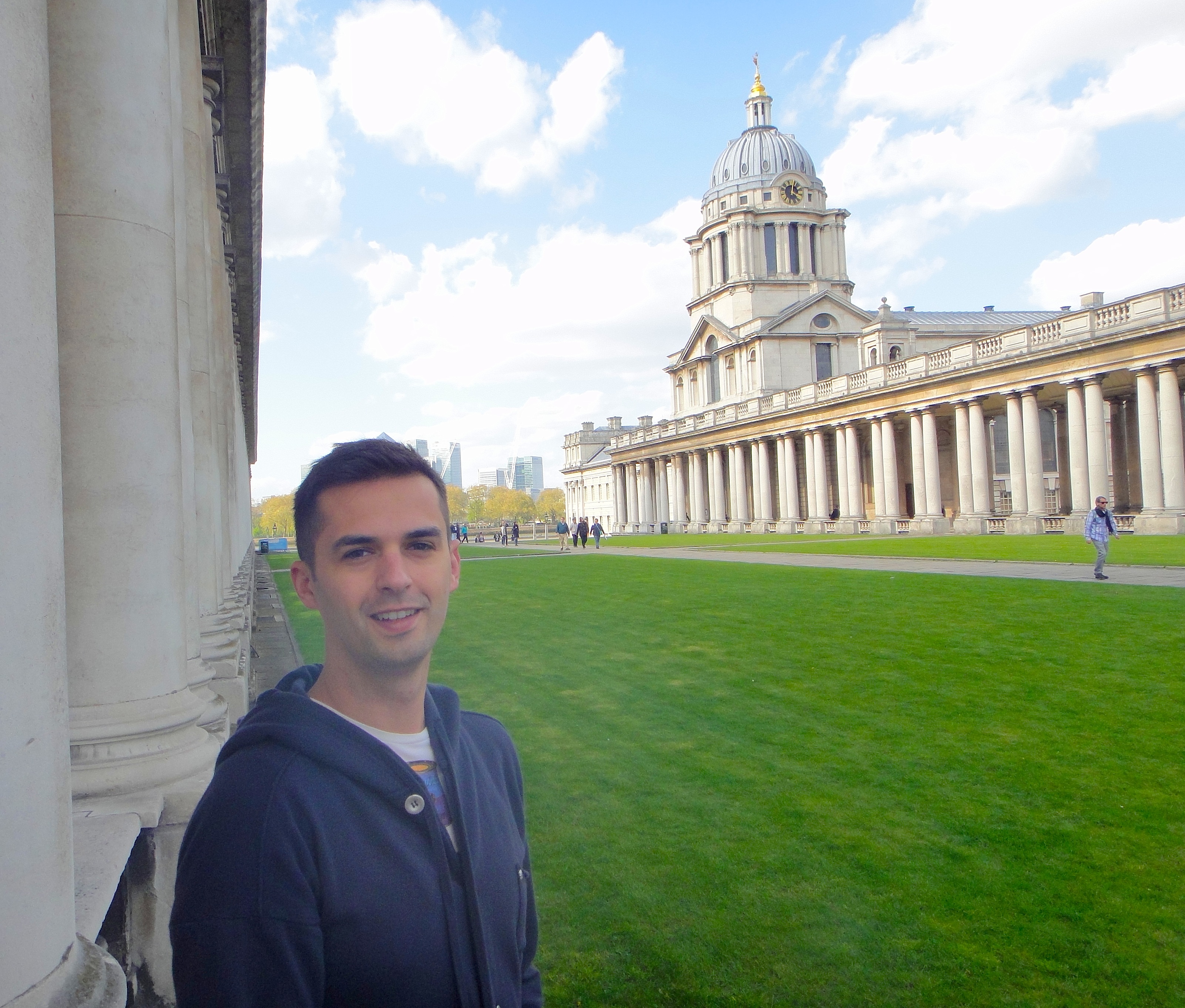 Tanarul de 32 de ani vrea sa devina un medic de succes