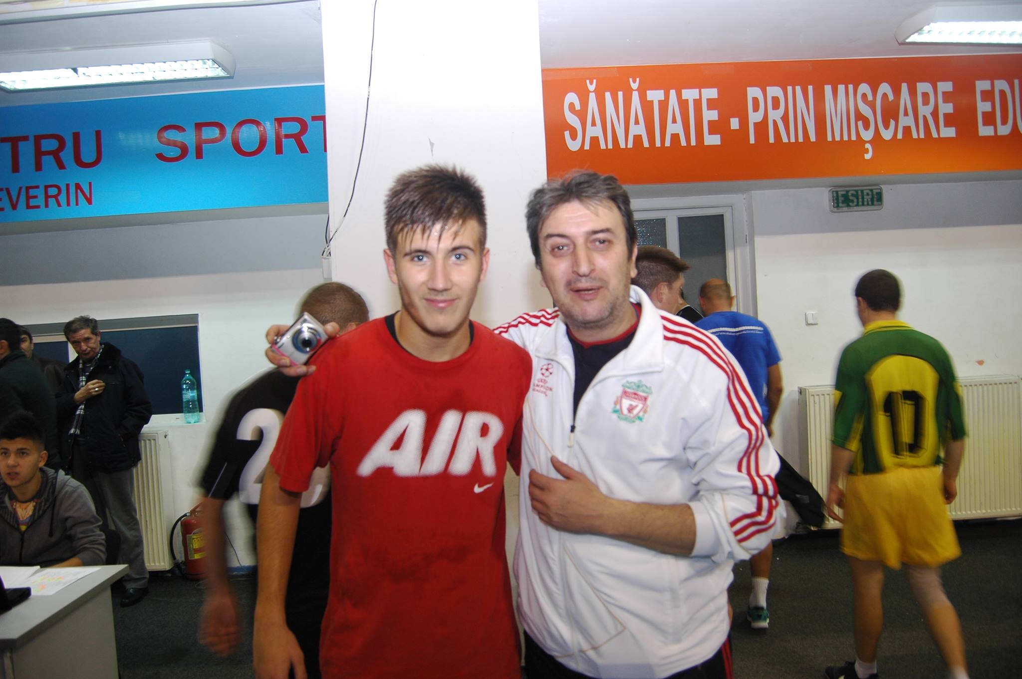 Andrei este cotat pe site-urile de transferuri la 300.000 de euro