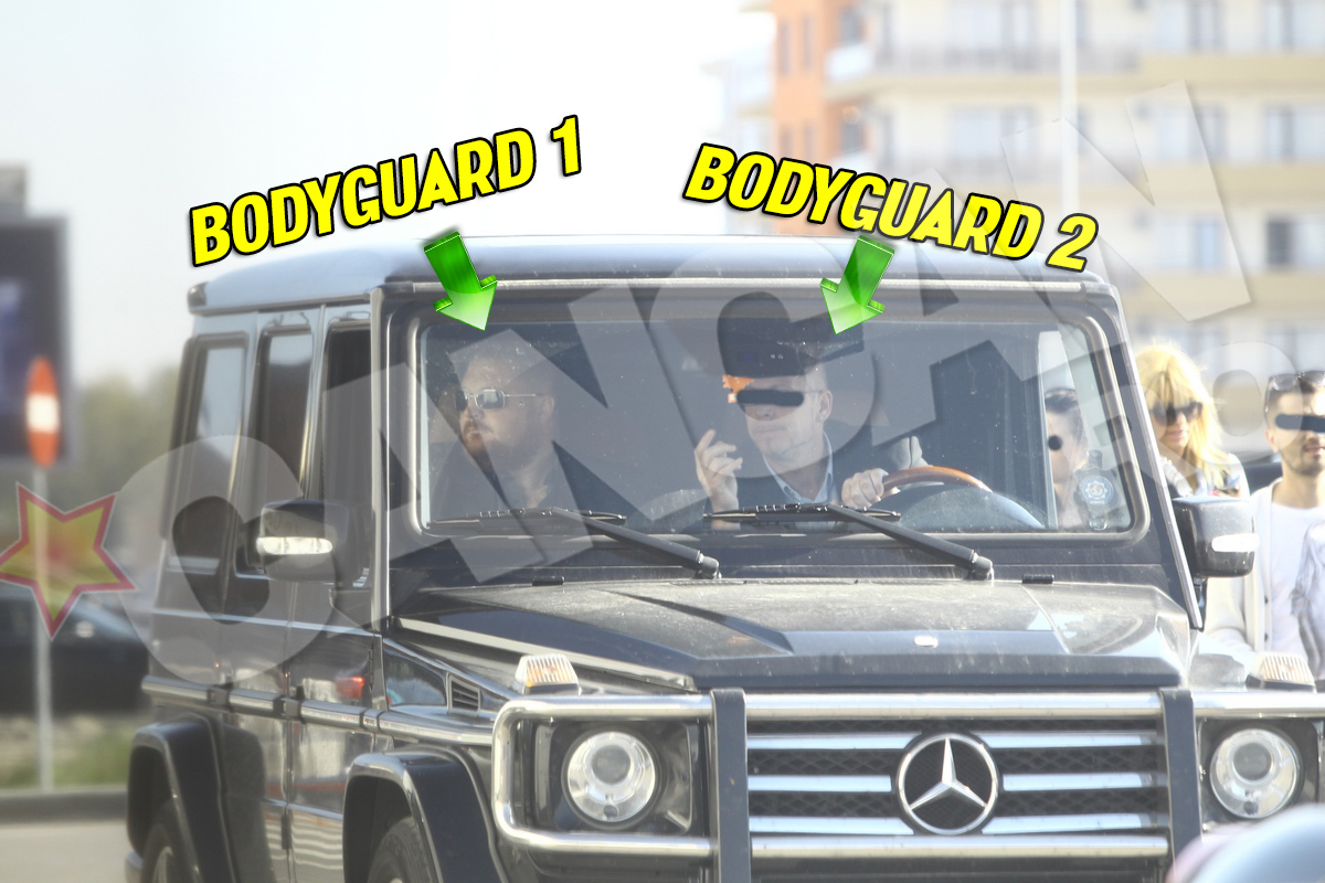 Garzile de corp au fost mereu cu ochii in patru dupa eventualele pericole. Din fericire, in afara de privirile invidioase, nimic nu l-a atins pe juniorul milionarului Micula!