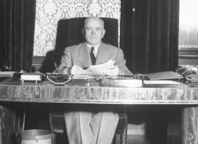 Dr. Petru Groza a fost numit prim-ministru in primul guvern comunist al Romaniei