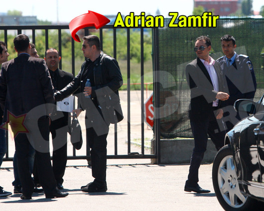 Adrian Zamfir l-a condus pe print la aeroport