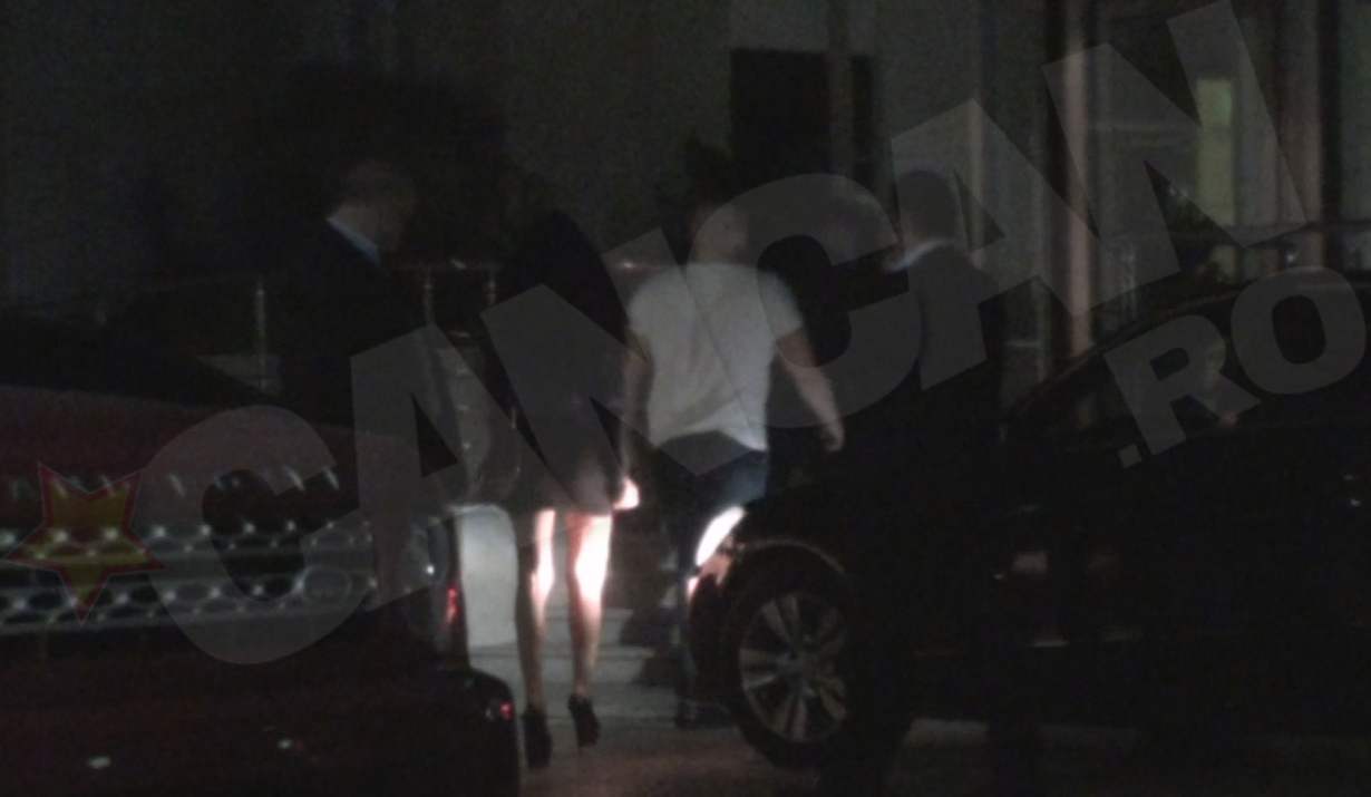 Escortele lui Zamfir intra in hotelul in care era cazat printul arb