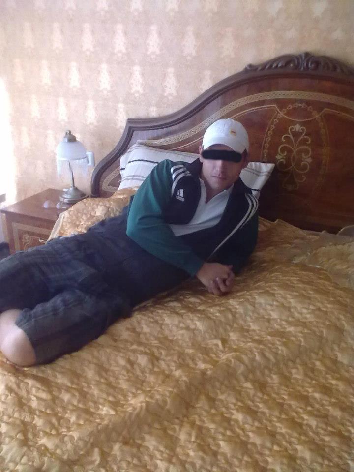 Prietenii spun ca dupa despartirea de Ana el a intrat intr-o depresie