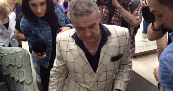 Gigi Becali a primit prima zi de permisie dupa un an de cand este incarcerat