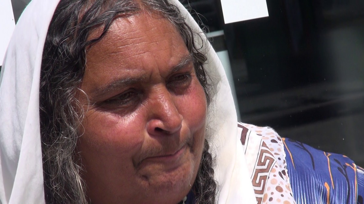 Femeia ne-a spus ca daca se intoarce la parinti trebuie sa ii 