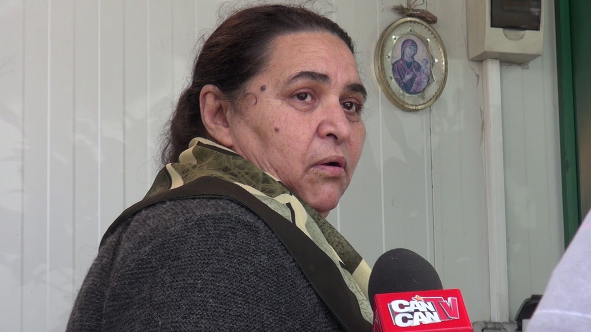 Femeia crede ca cei doi amorezi vor trai impreuna pana la adanci batraneti