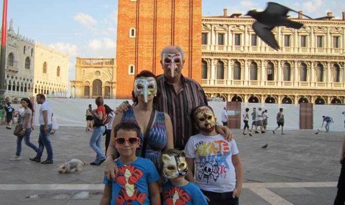 Ovidiu Tender, alaturi de familia sa