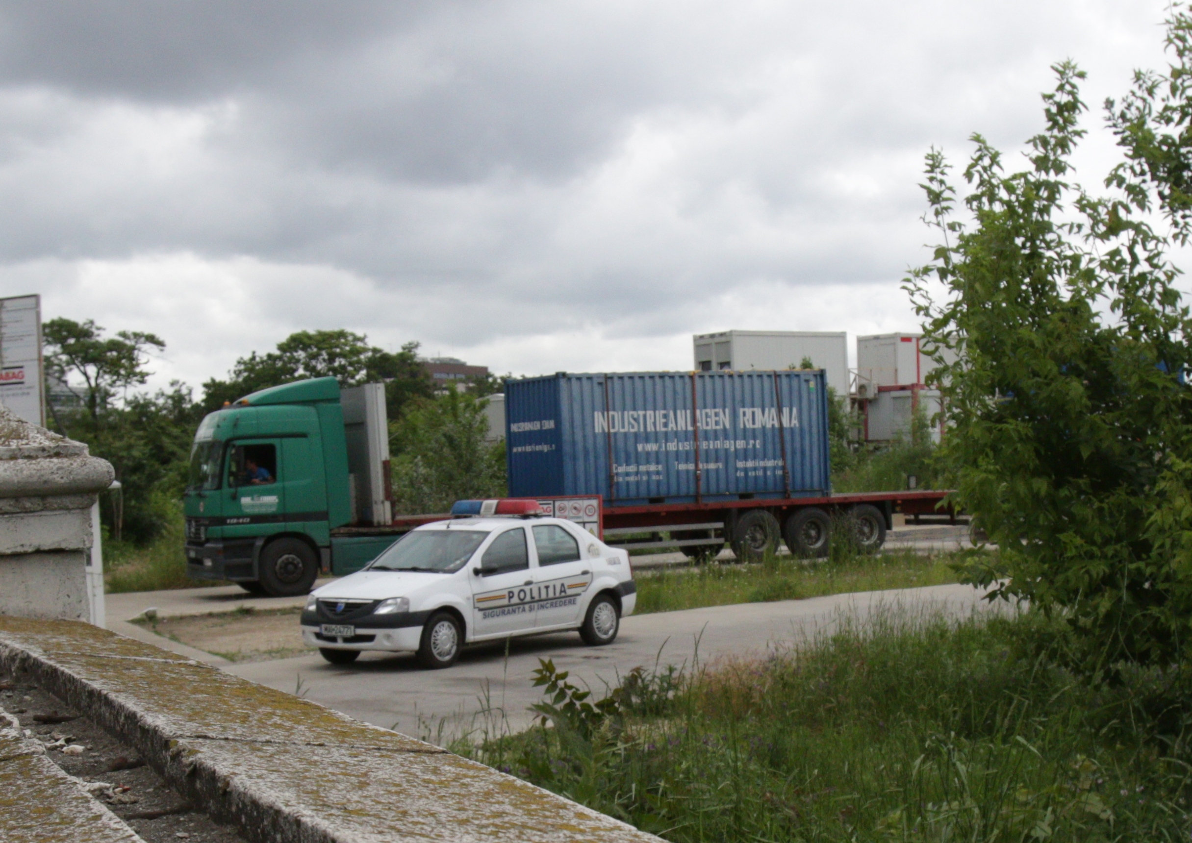 Dupa mai bine o ora si dupa sosirea unui echipaj de politie de la Sectia 17, lucrurile s-au clarificat