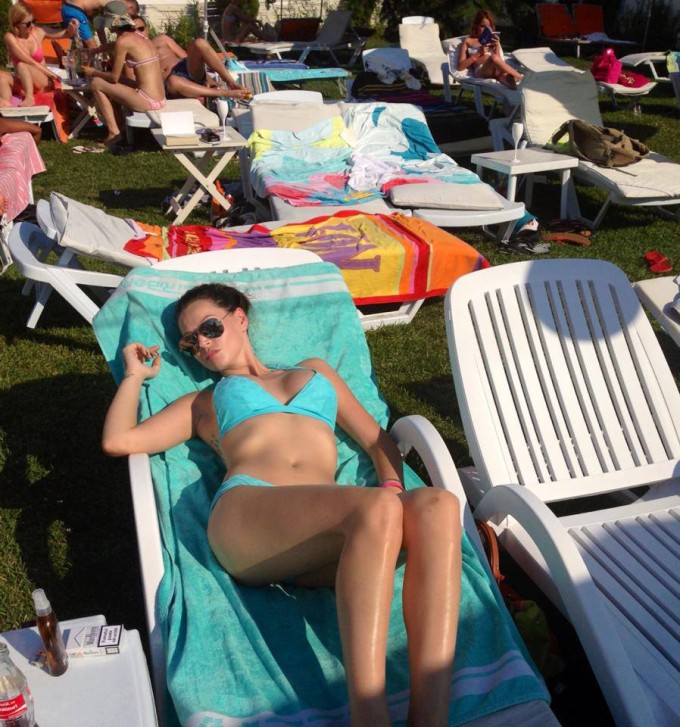 Nicoleta Matea arata incredibil in costum de baie