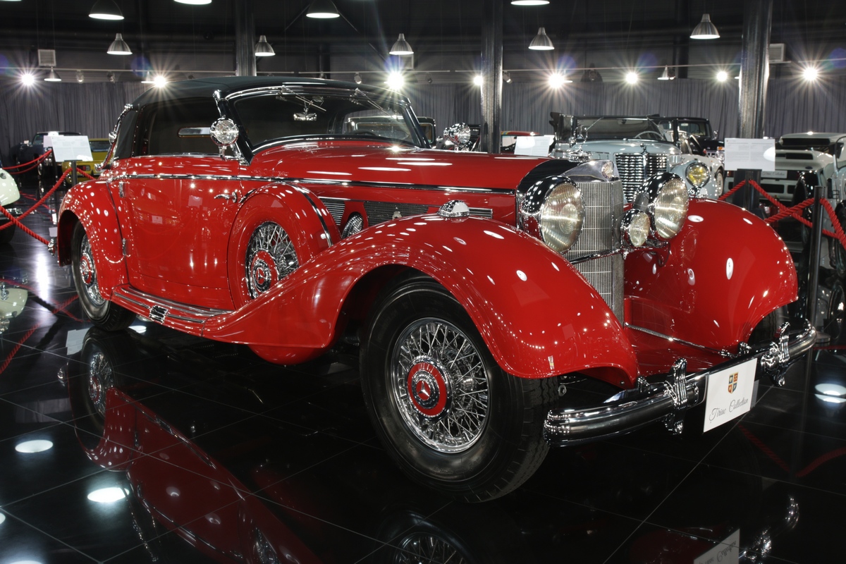 Aceasta bijuterie, un Mercedes-Benz 540K, a luat locului bolidului SLR Stirling Moss Edition