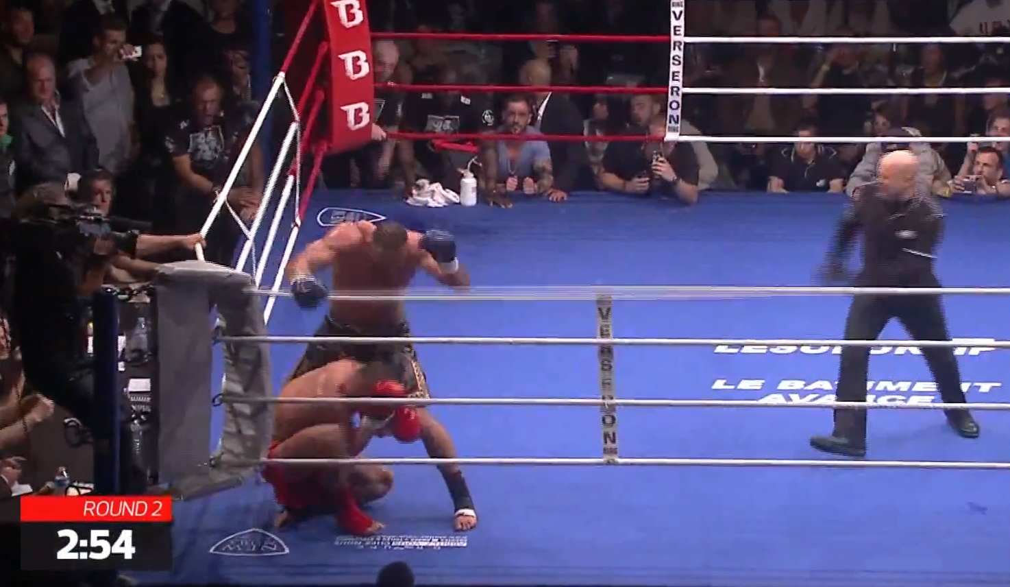 In cele doua reprize romanul astat mai mult pe jos