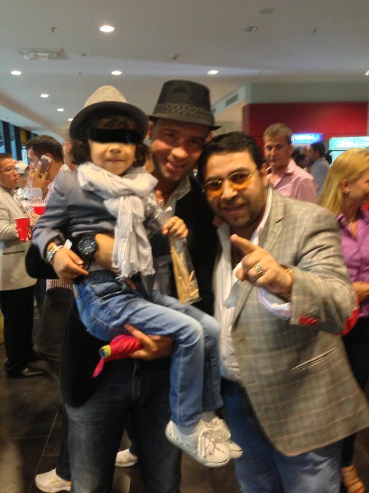 Fiul lui Bursuc Leno Dimitrie in bratele comapionului Lucian Bute