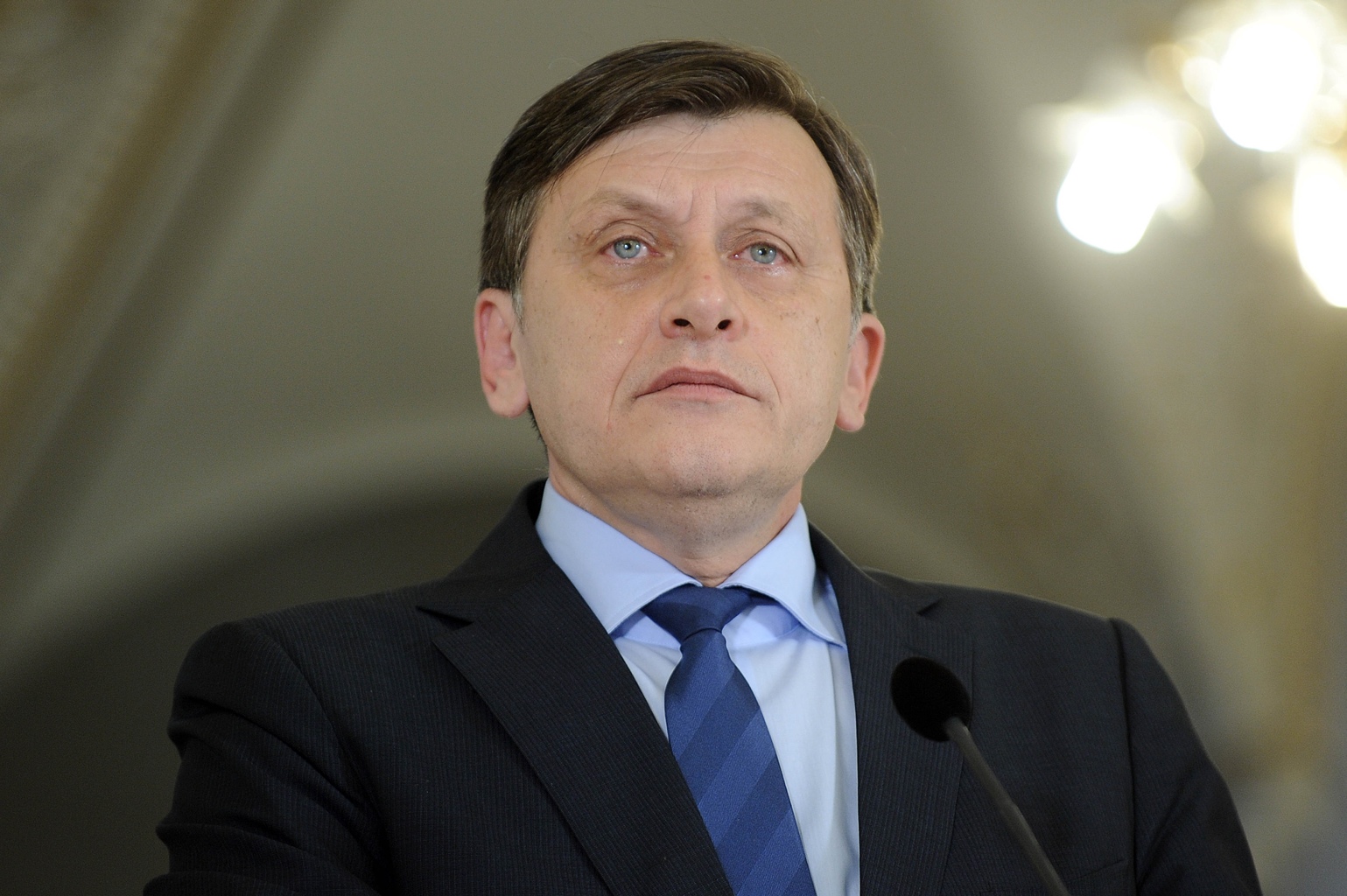 Crin Antonescu ar fi fost sustinut in continuare de PSD la alegerile din toamna, daca USL nu s-ar fi rupt