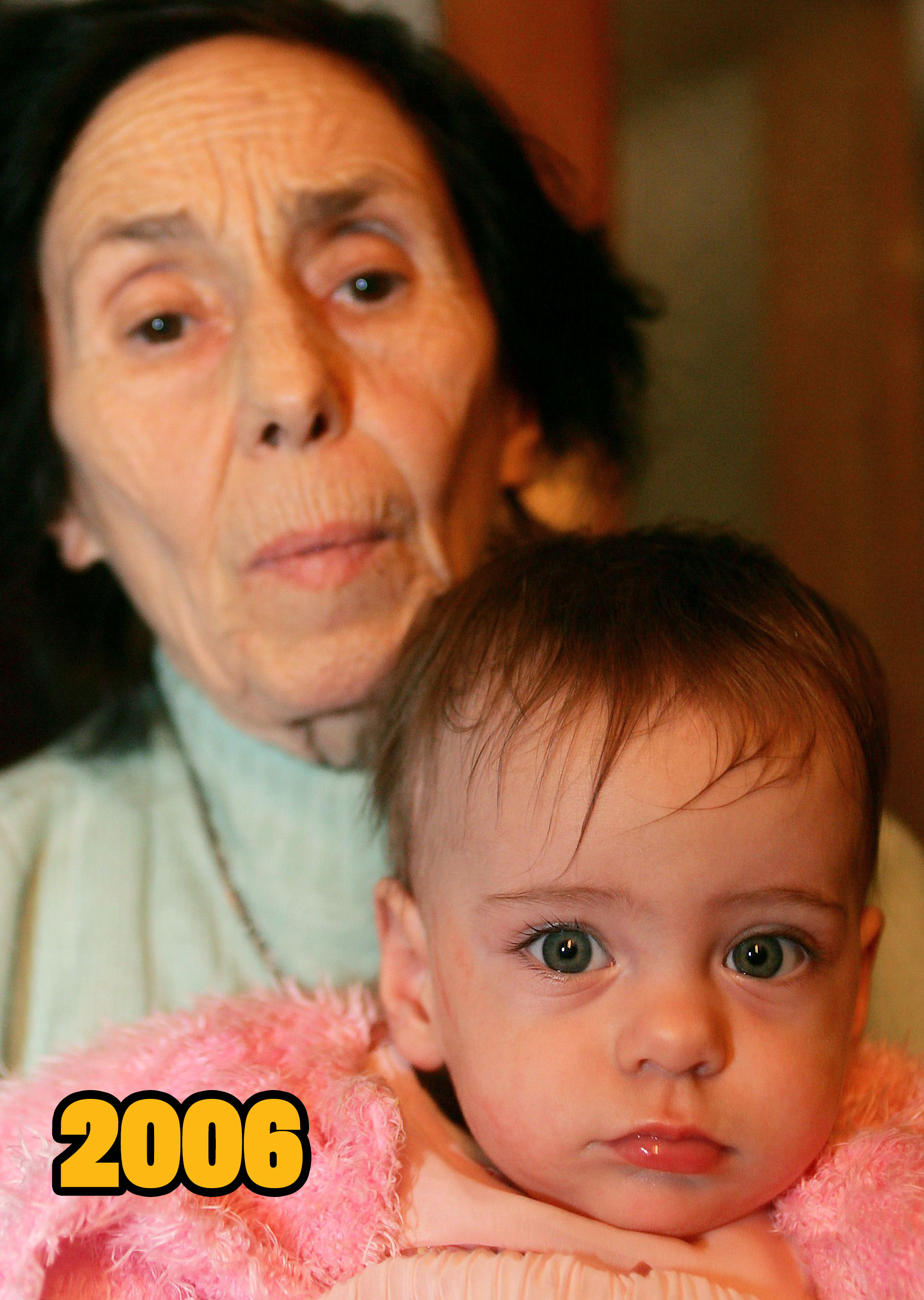 Adriana Iliescu si micuta Eliza, la un an de la nastere