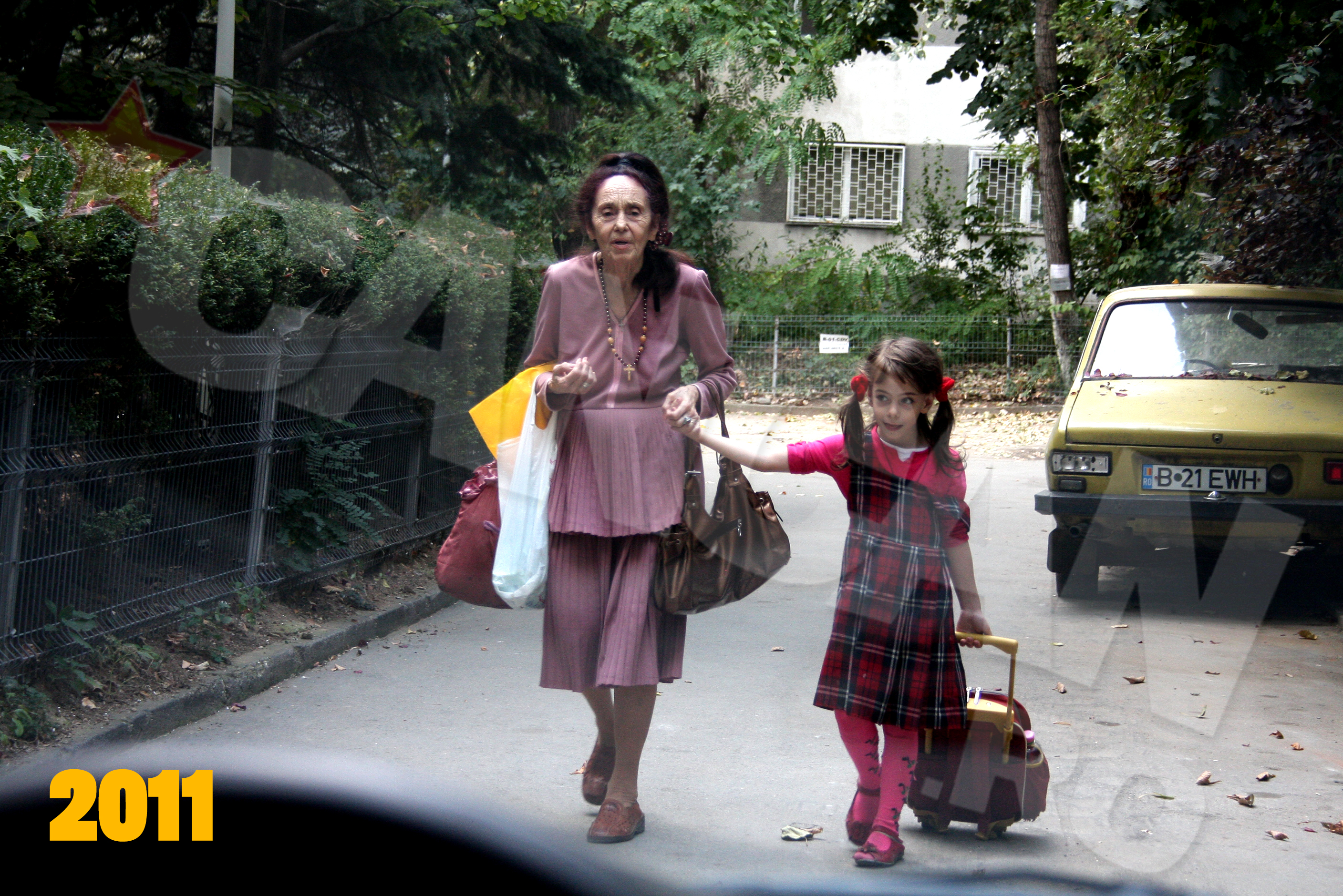 Adriana Iliescu si fiica ei