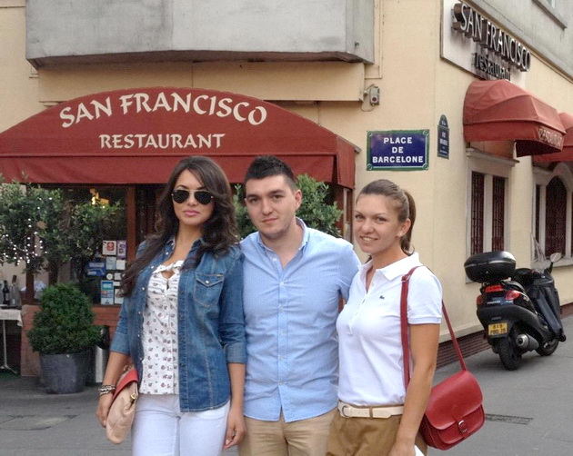 Simona, alaturi de frate si de cumnata