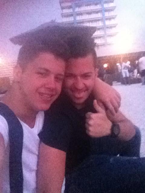 Intre doua ore de pregatire la istorie, Catalin a mai trecut si pe la plaja