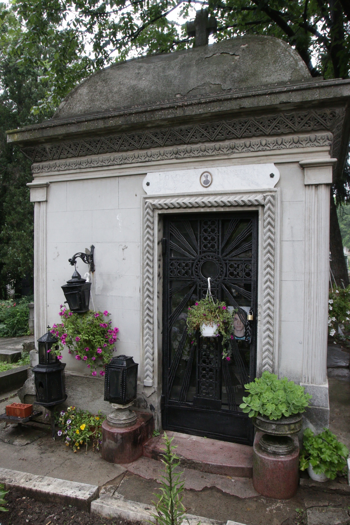 Pe 24 mai s-au implinit sapte ani de la disparitia prematura a lui Ralph