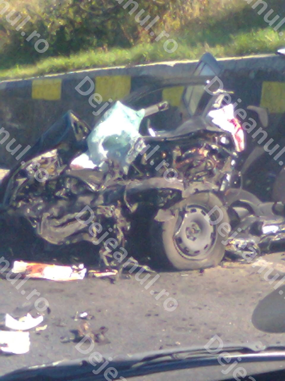 Masina in care se afla Ramona s-a transformat intr-un morman de fiare