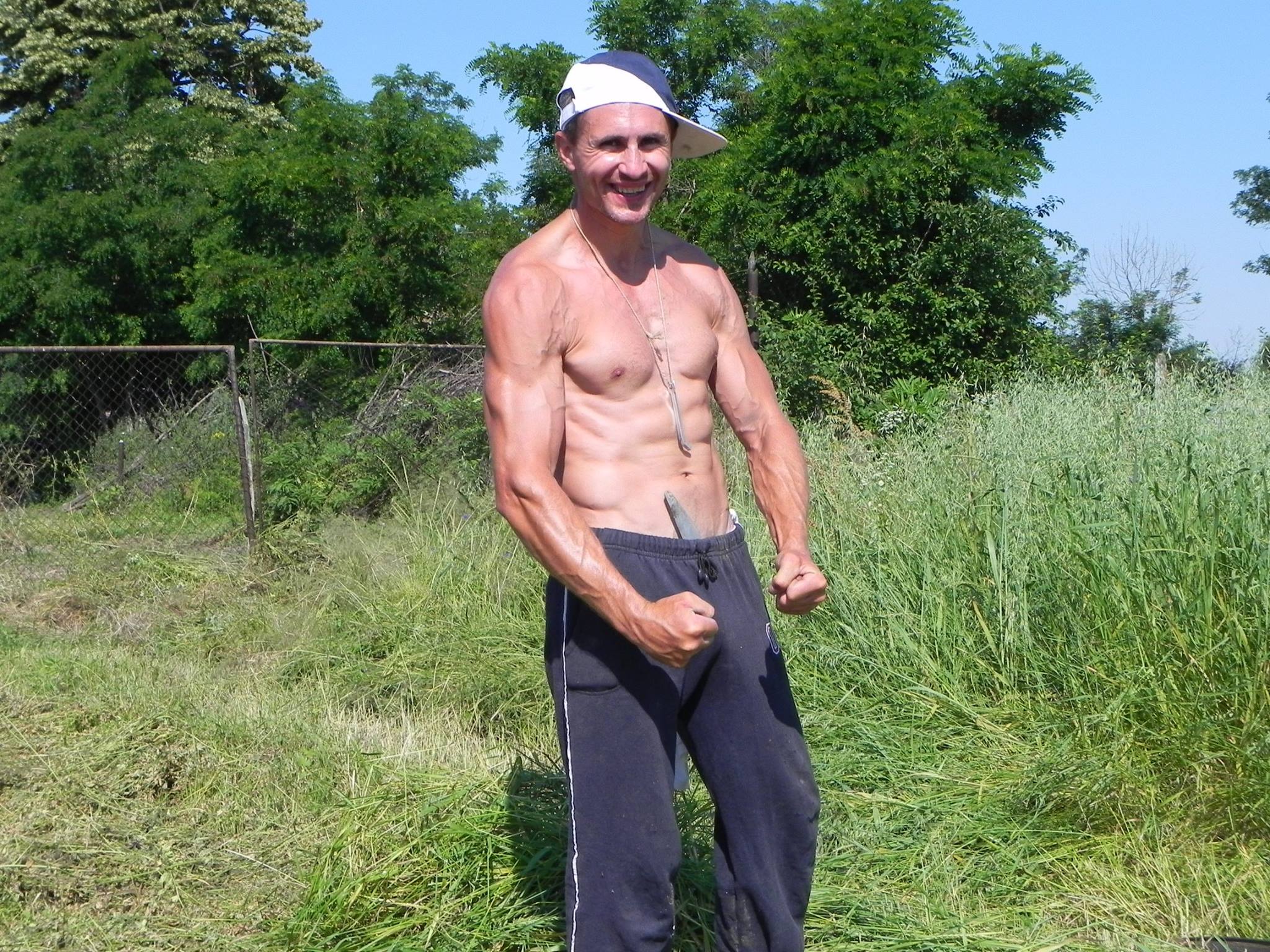 Iulian Stroe isi arata muchii la o partida de ... coasa