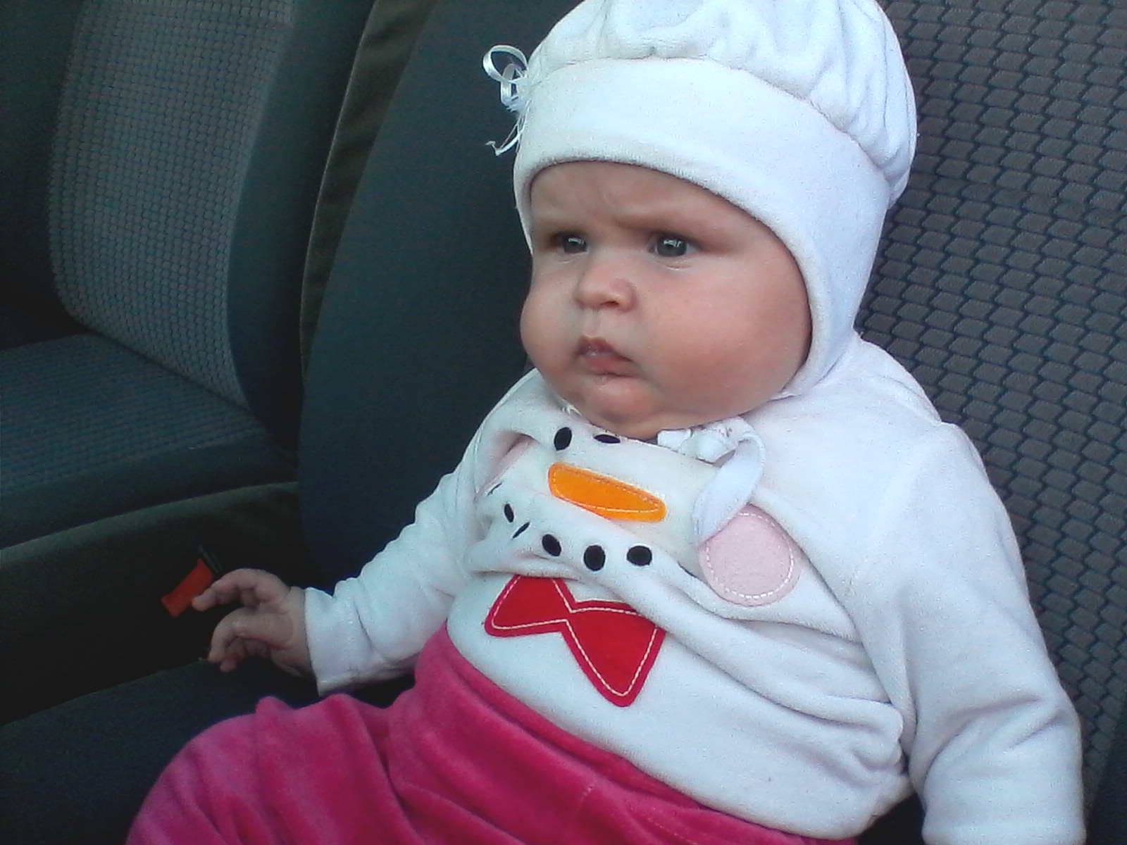 In timp ce medicii de la Giulesti i-au spus sa faca avort, cei de la Polizu au ajutat-o pe Madalina Arcudean sa o aduca pe lume pe micuta Stefania