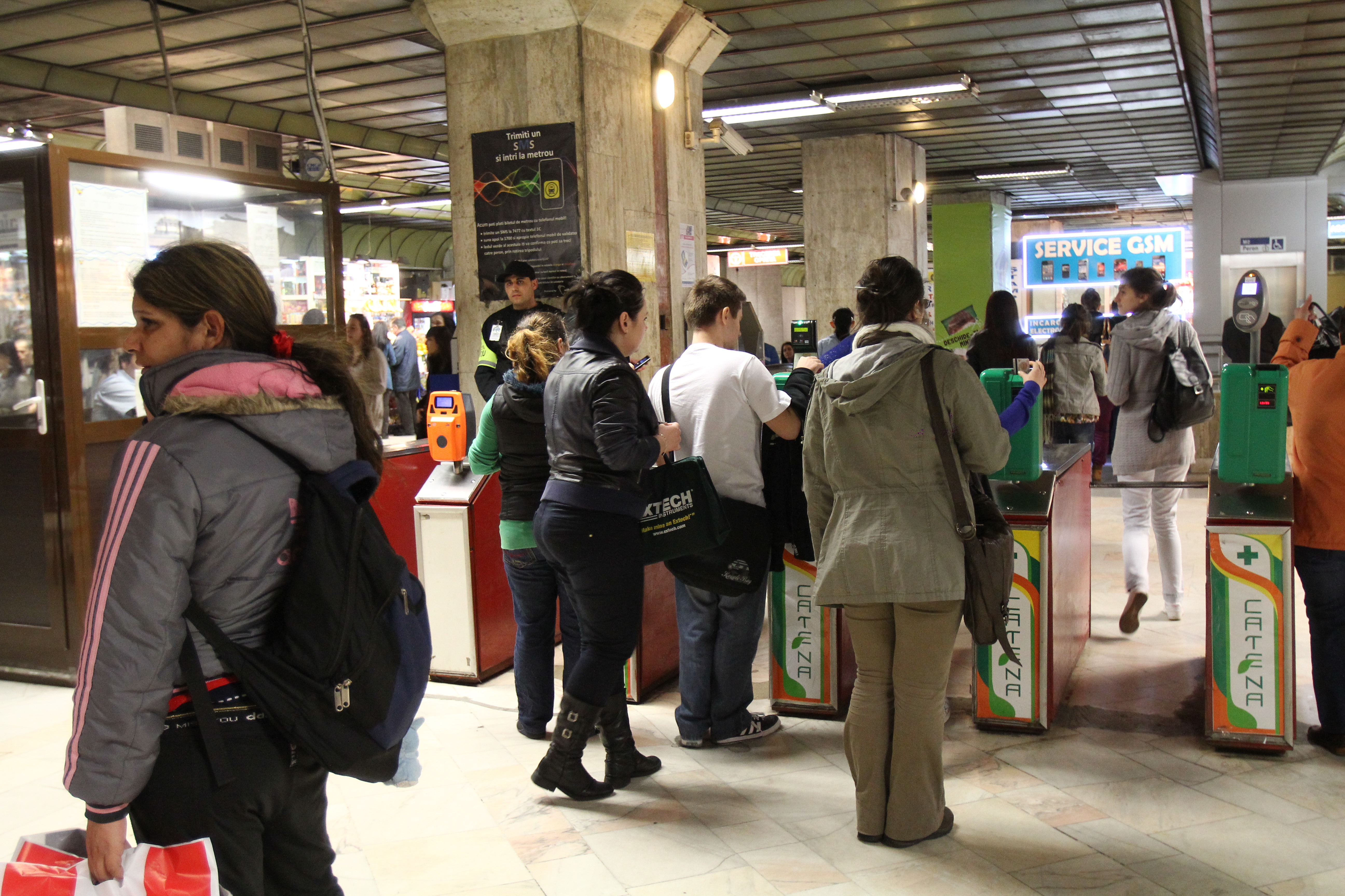 Cei care aleg sa se arunce in fata metroului, o fac deoarece este cea mai rapida metoda