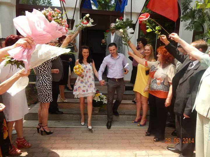 Catalin, fratele corinei Ungureanu, a mers duminica la Starea Civila