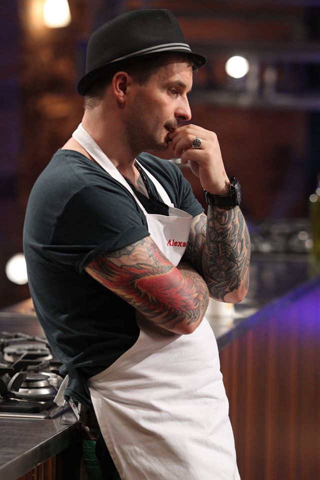 Tanarul bucatar ne-a spus ca va gati in bistroul pe care il construieste