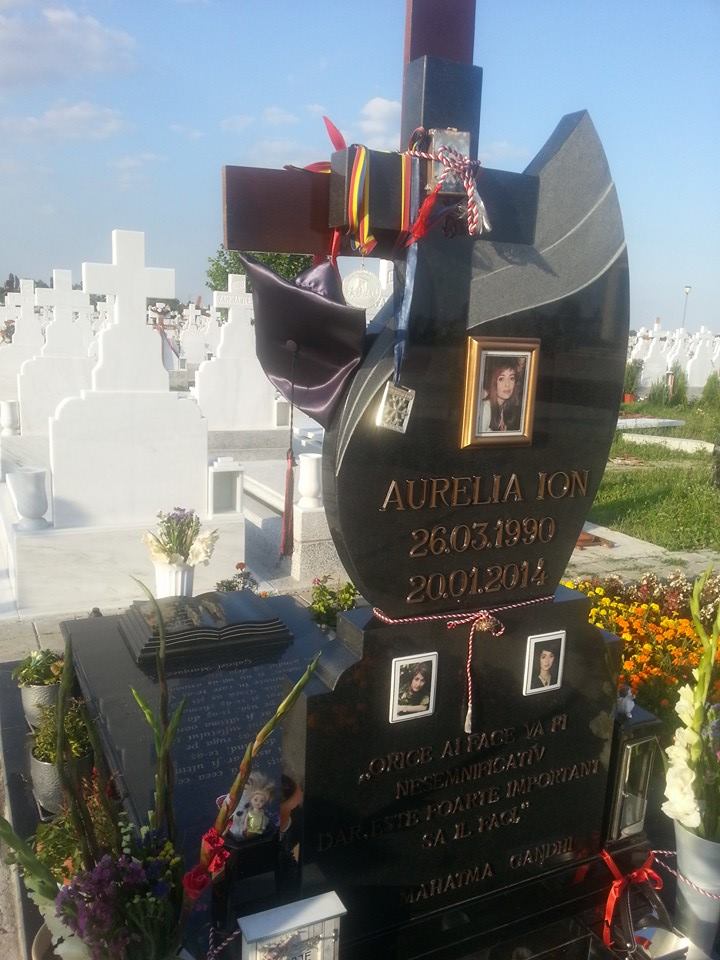 Mormantul Aurei Ion este extrem de ingrijit