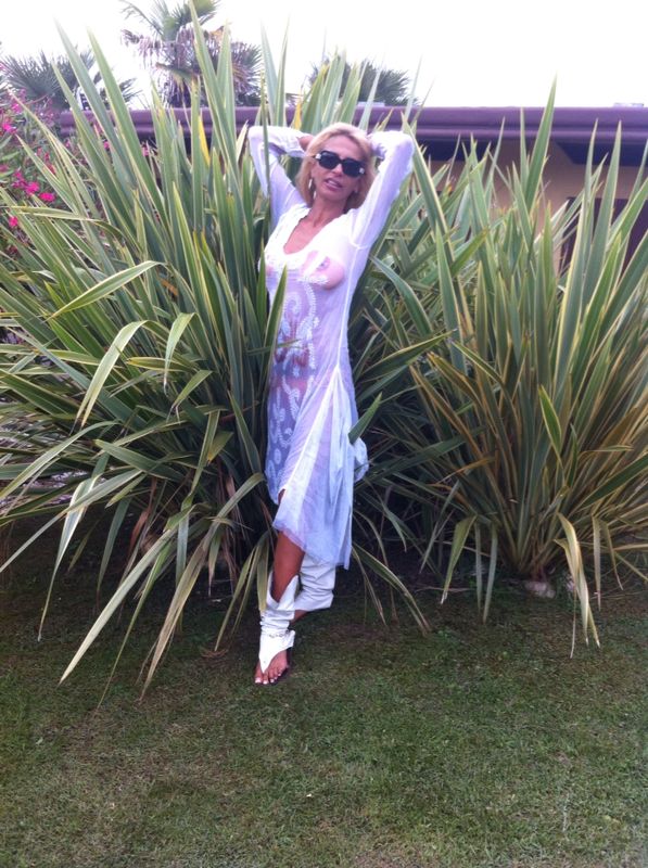 Casnica a fost inzestrata de mama natura cu un bust impresionant