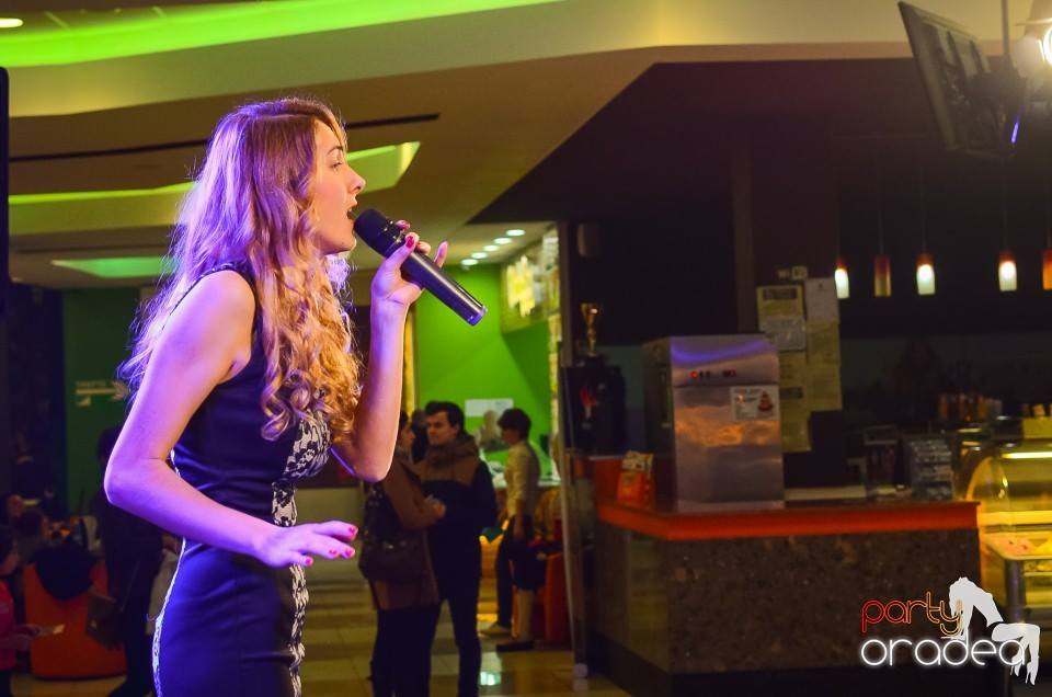 Amalia are o voce de aur, iar cat sta in Londra vrea sa urmeze si niste cursuri de canto