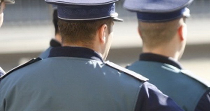 Din primele informatii se pare ca politistul ar fi din Galati
