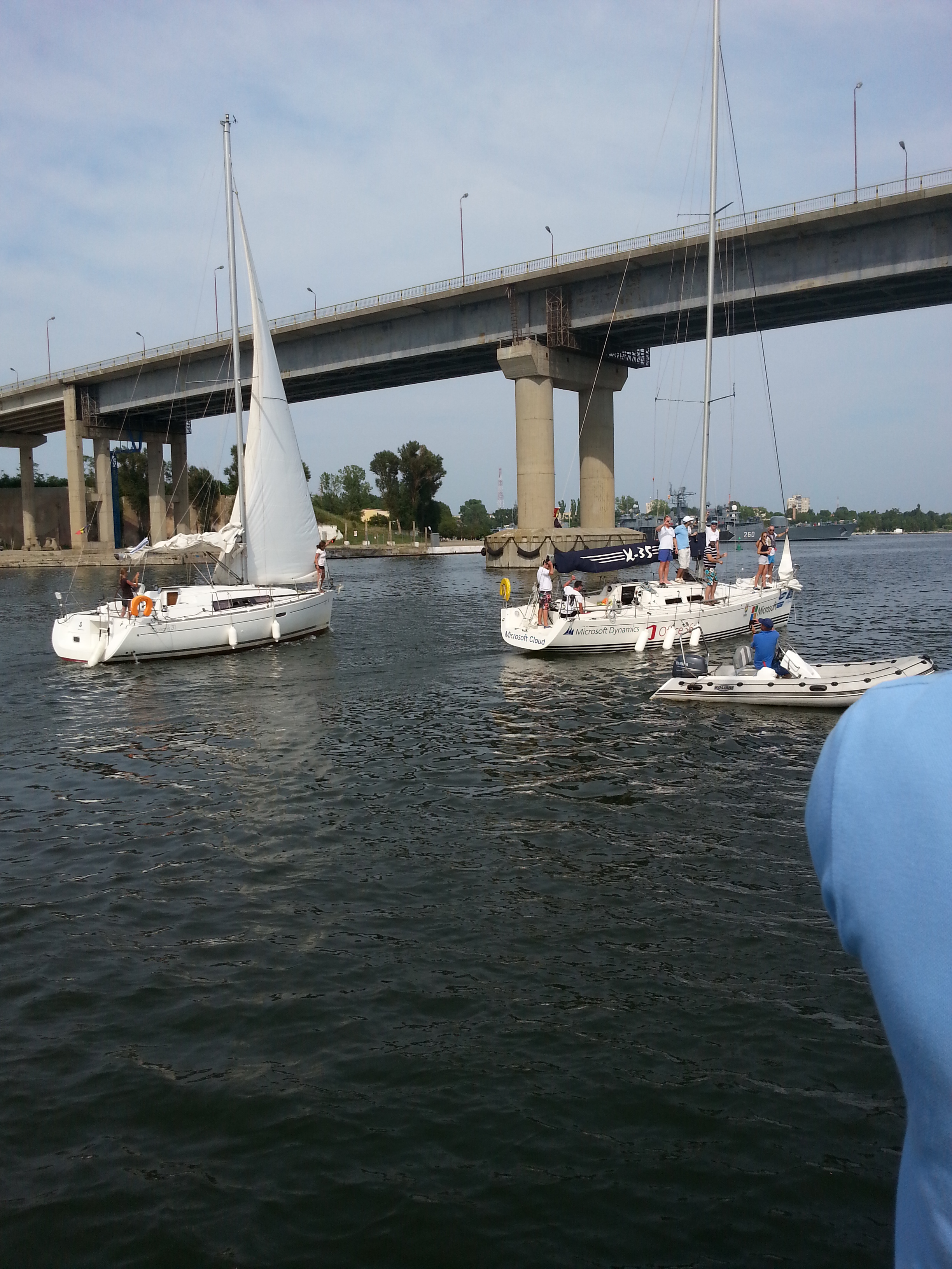Paula, proaspata sotie a lui Ovidiu, este insarcinata in patru luni