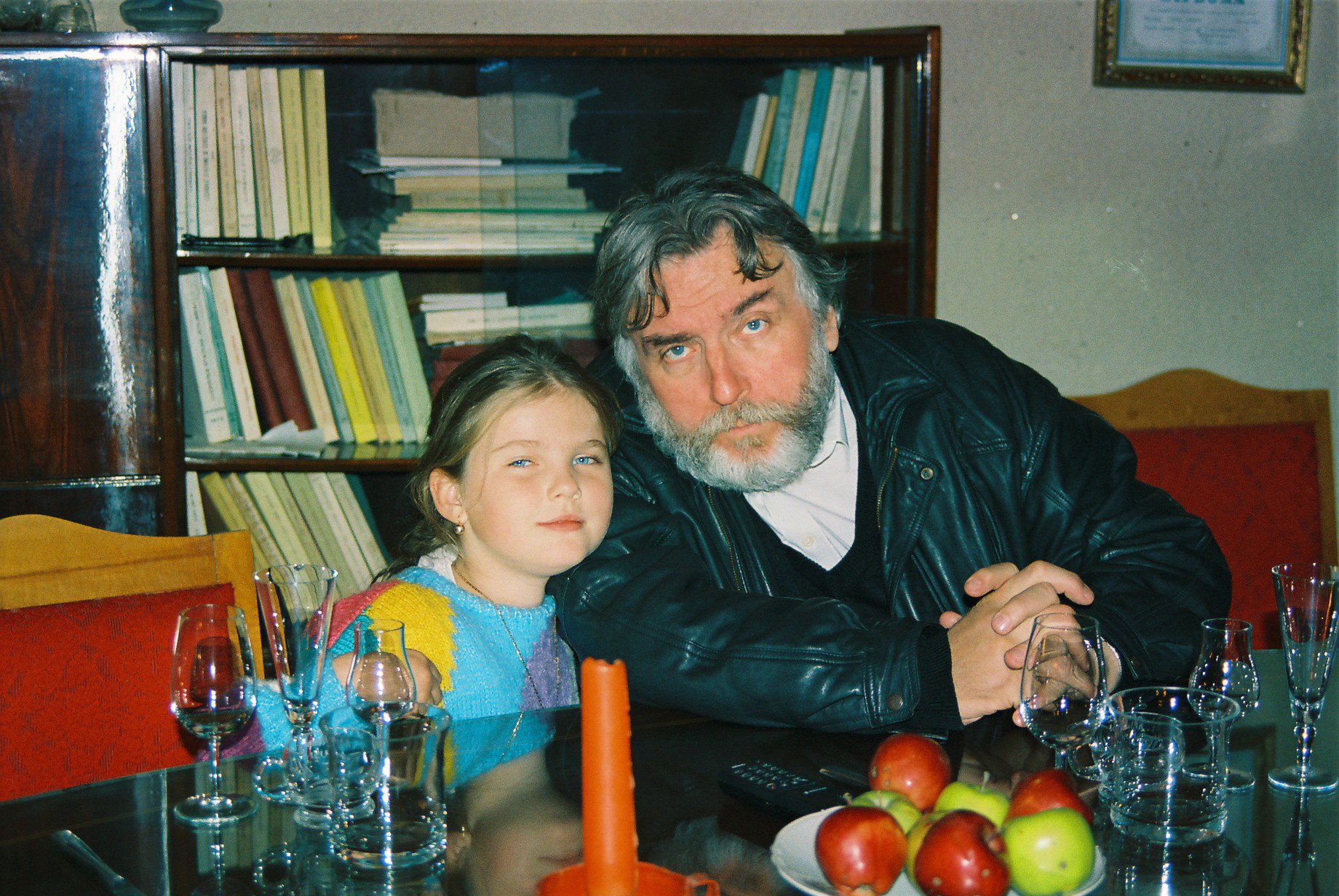 Adrian Paunescu, alaturi de fiica sa mai mica, Ana Maria, care acum are 22 de ani foto: Facebook